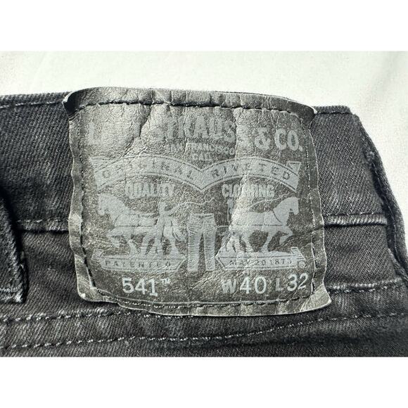 Levis 541 Men's Athletic Taper Black Denim Jeans - Size 40x30 - Picture 5 of 7